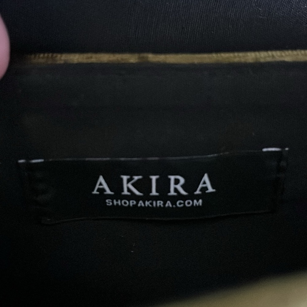Akira RENDEZVOUX VELVET PURSE. PRICE IS FIRM - Picture 8 of 12